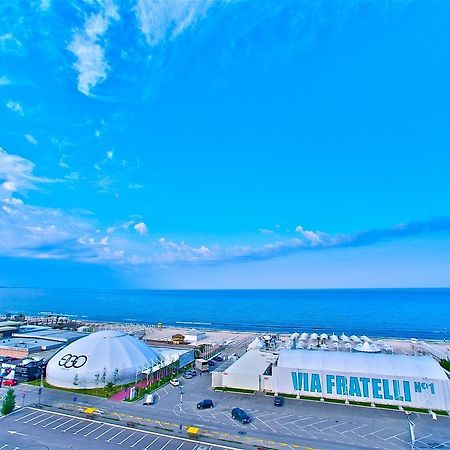 Апартаменты Axy Apartament Мамая Экстерьер фото