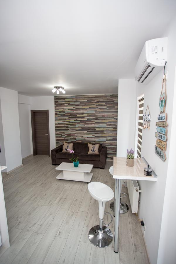 Апартаменты Axy Apartament Мамая Экстерьер фото